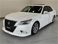 2013 Toyota Crown Hybrid