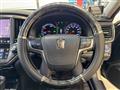2013 Toyota Crown Hybrid