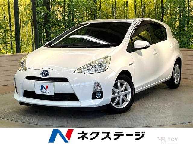 2013 Toyota AQUA