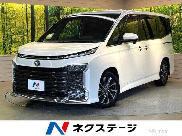 2022 Toyota Voxy
