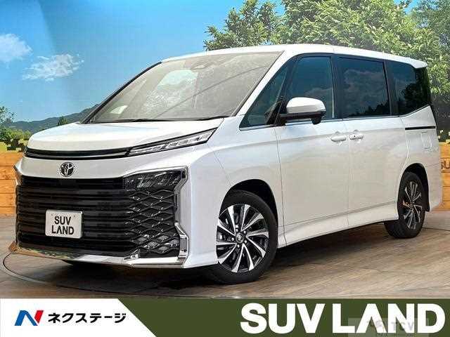 2025 Toyota Voxy