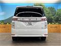 2013 Nissan Elgrand