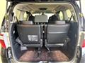 2013 Toyota Alphard G
