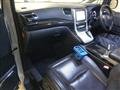 2014 Toyota Vellfire