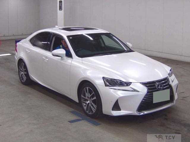 2017 Lexus IS