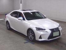 2017 Lexus IS