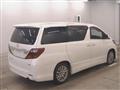 2013 Toyota Alphard G