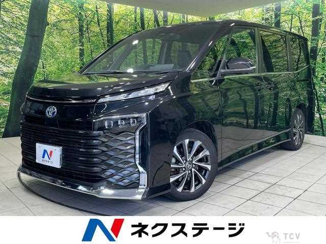 2022 Toyota Voxy