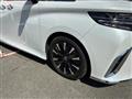 2024 Toyota Alphard Hybrid