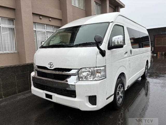 2025 Toyota Hiace Wagon