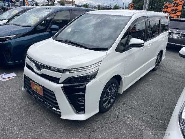 2020 Toyota Voxy
