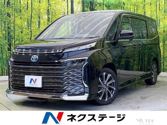 2022 Toyota Voxy