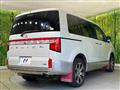 2019 Mitsubishi Delica D5