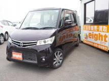 2011 Nissan ROOX