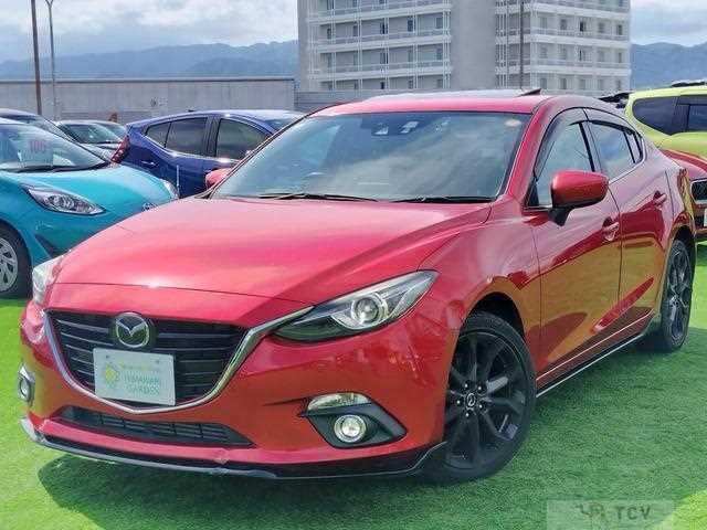 2016 Mazda Axela
