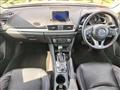 2016 Mazda Axela