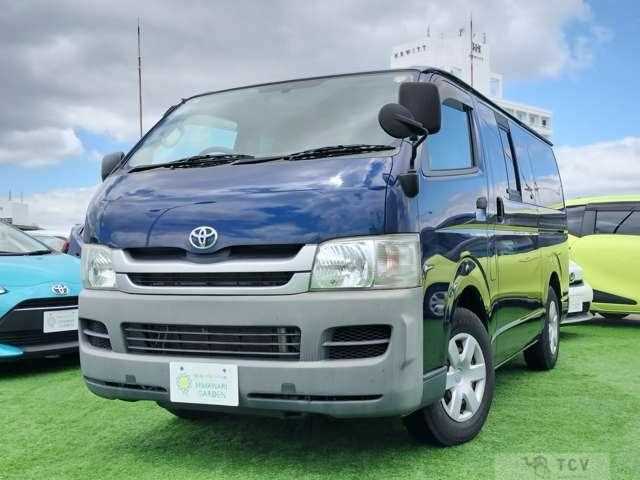2010 Toyota Hiace Van