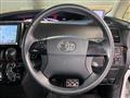 2013 Toyota Estima