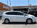 2011 Toyota PRIUS α