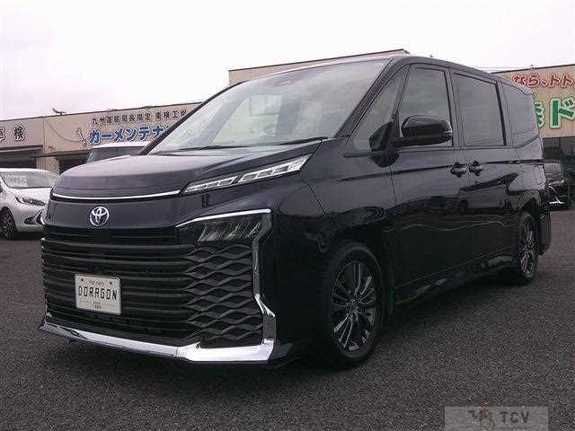 2022 Toyota Voxy