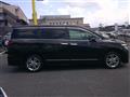 2013 Nissan Elgrand