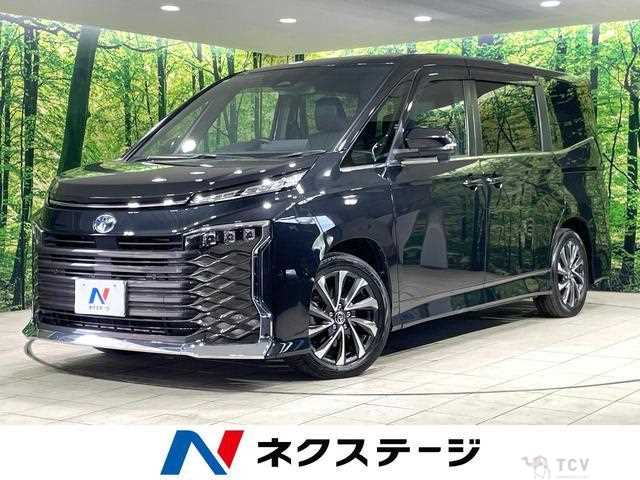 2022 Toyota Voxy