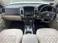 2016 Mitsubishi Pajero