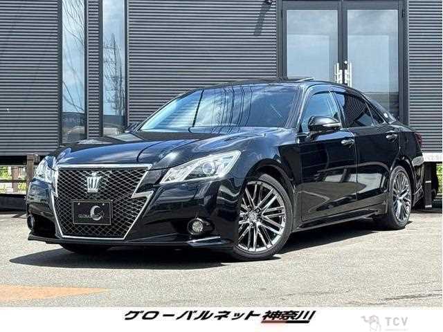 2013 Toyota Crown