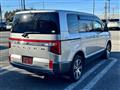 2019 Mitsubishi Delica D5