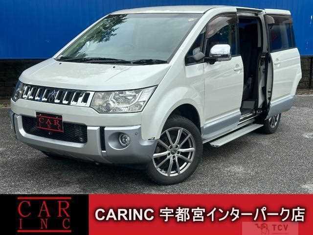 2016 Mitsubishi Delica D5