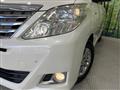 2012 Toyota Alphard Hybrid