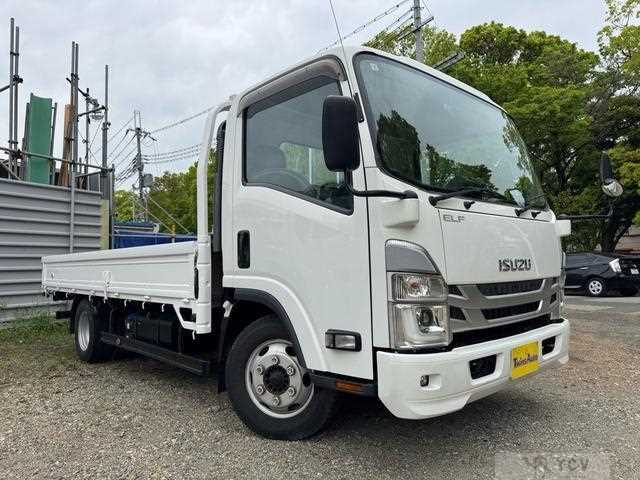 2021 Isuzu Elf Truck