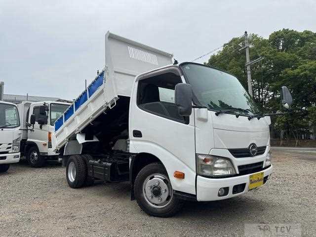 2014 Isuzu Elf Truck