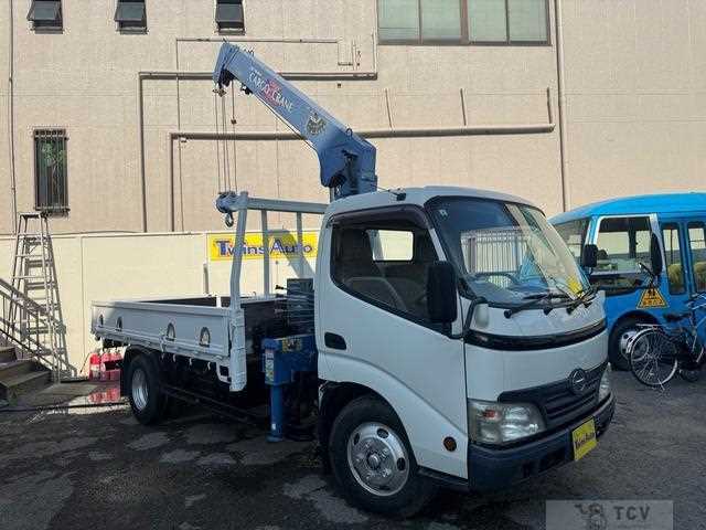 2014 Hino Dutro