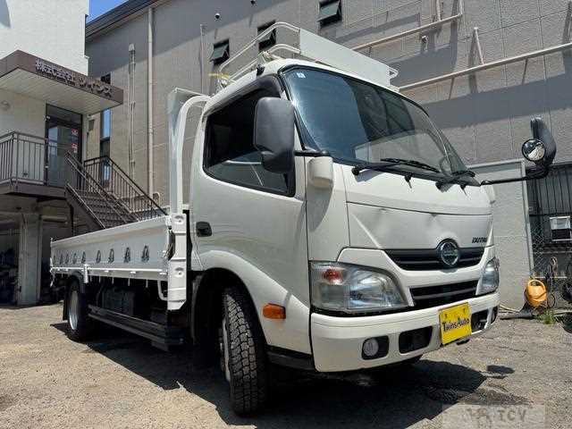 2014 Hino Dutro