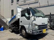 2013 Isuzu Elf Truck