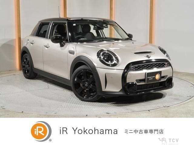 2021 BMW MINI