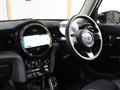 2022 BMW MINI