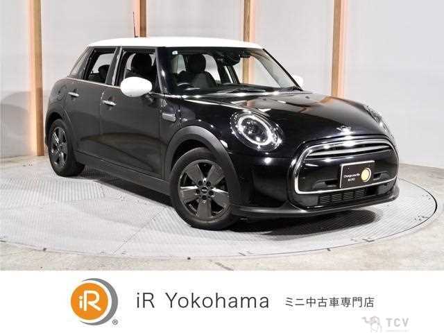 2021 BMW MINI