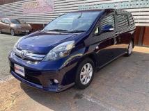 2011 Toyota Isis