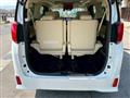 2022 Toyota Alphard Hybrid