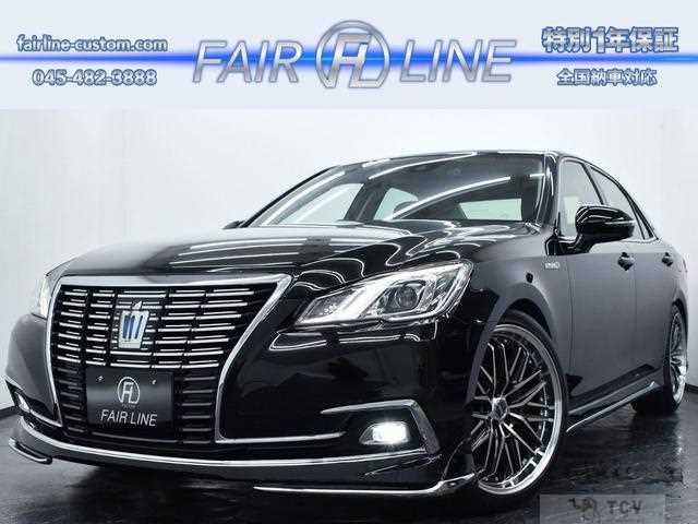 2017 Toyota Crown Hybrid
