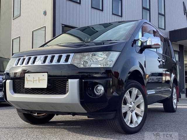 2009 Mitsubishi Delica D5