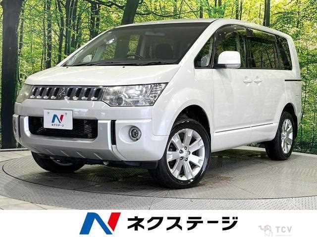 2013 Mitsubishi Delica D5