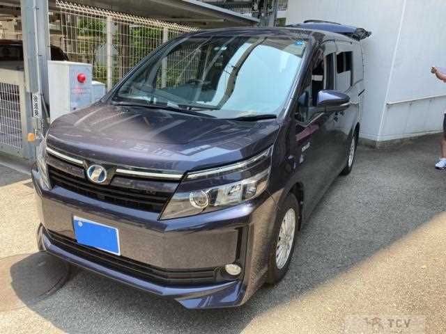 2014 Toyota Voxy