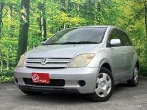2002 Toyota IST