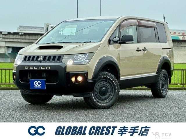 2011 Mitsubishi Delica D5