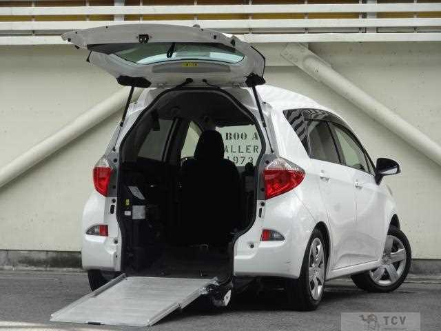 2012 Toyota Ractis