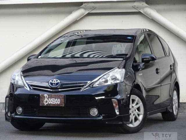 2013 Toyota PRIUS α
