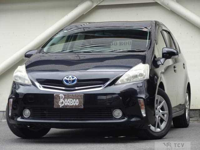 2013 Toyota PRIUS α